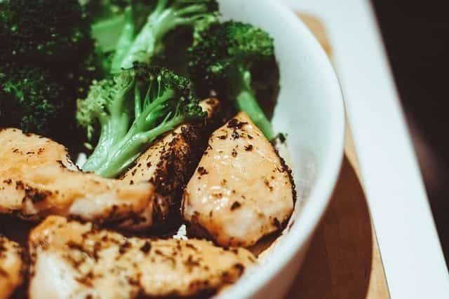10 Quick and Healthy Romantic Dinners to Impress Your Partner Without Breaking a Sweat Healthy Romance 10 Healthy Romantic Dinners