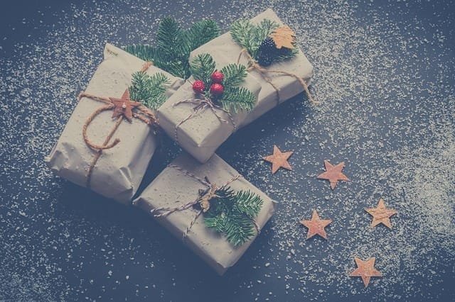 7 Ultimate Low Calorie Christmas Cocktails: Festive Drinks to Indulge Without Guilt! 1 Low Calorie Christmas Cocktails